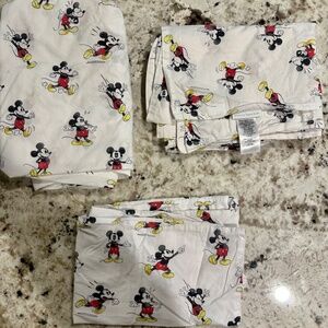 Pottery Barn Kids Mickey Mouse Sheet Set
